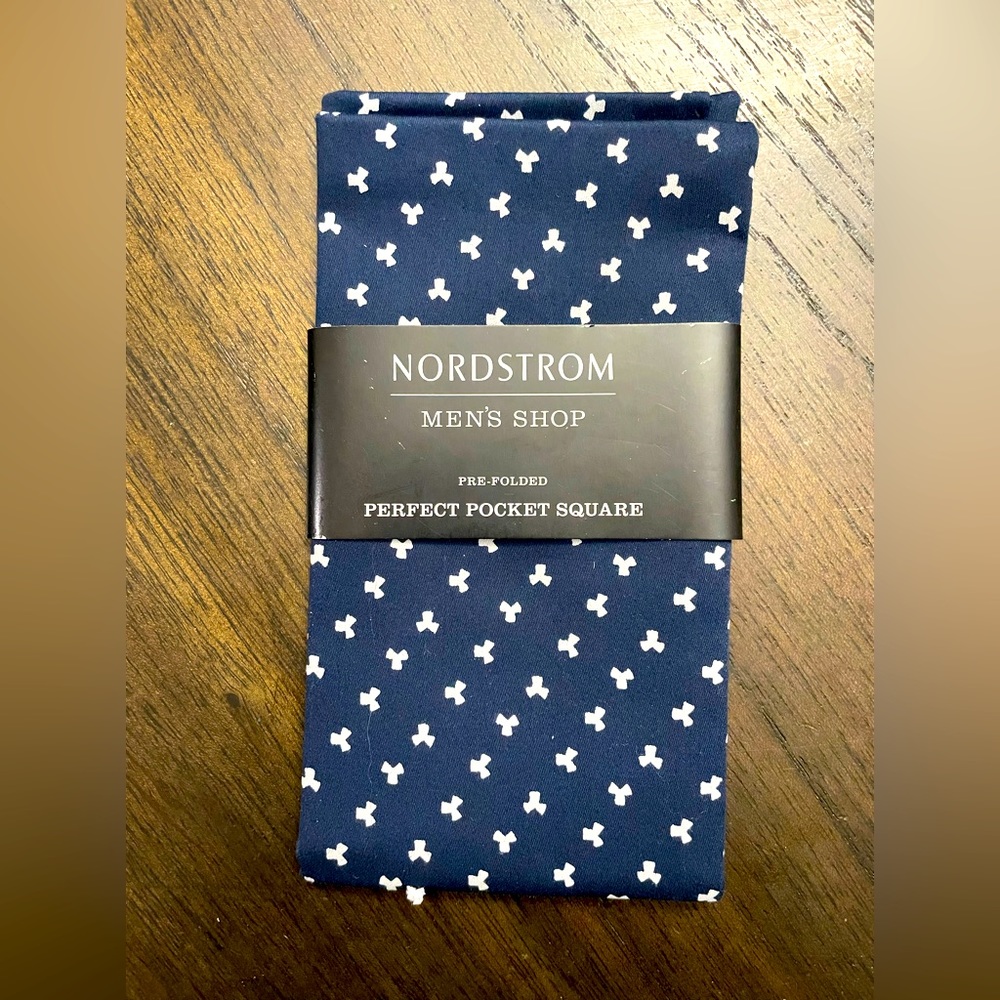Nordstrom Perfect Pocket Square // Blue and White pattern
